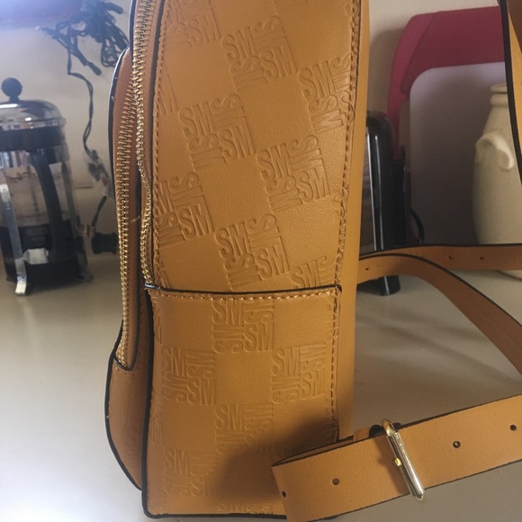 Steve Madden Backpack - Picture 2 of 5